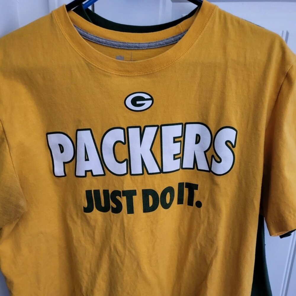Nike Green Bay Packer's T-Shirt Large. Lot Of Two